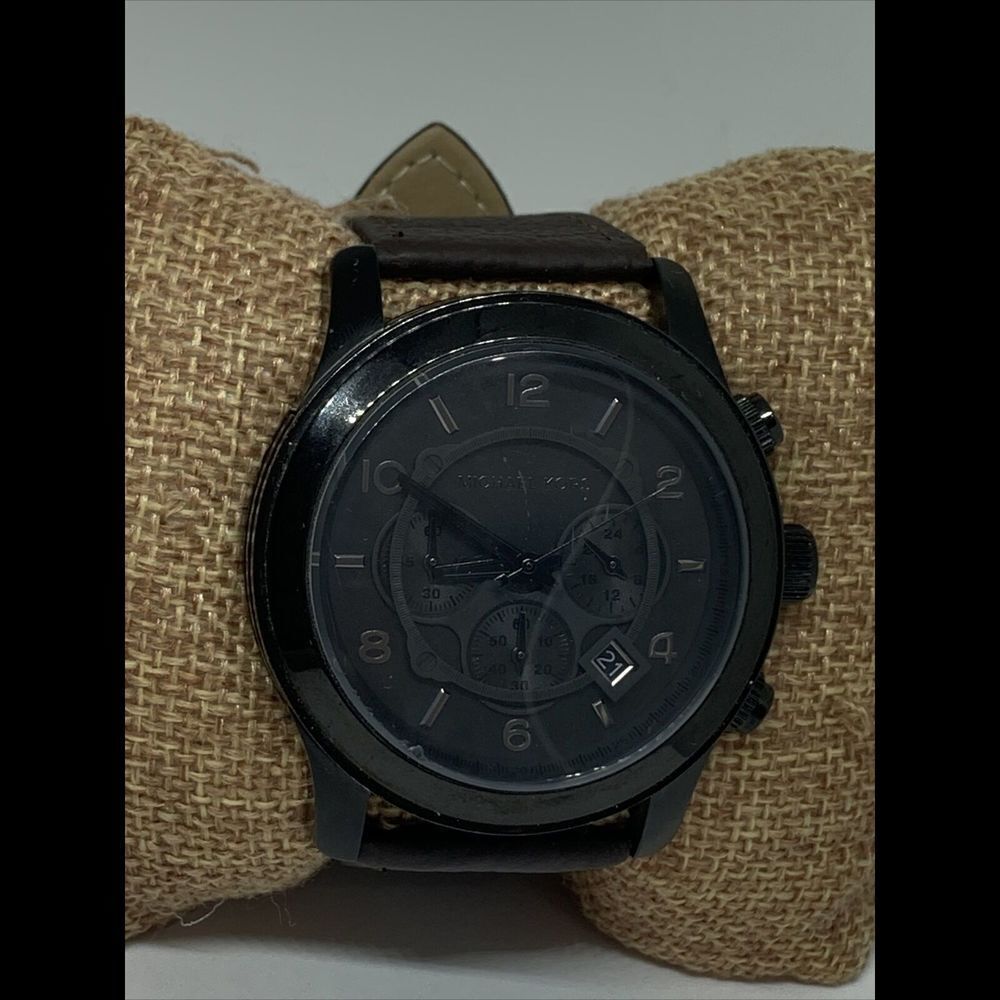 Michael KorsĀ Runway MK8157 Men's BrownāLeather Analog Dial Quartz Watch WFH185